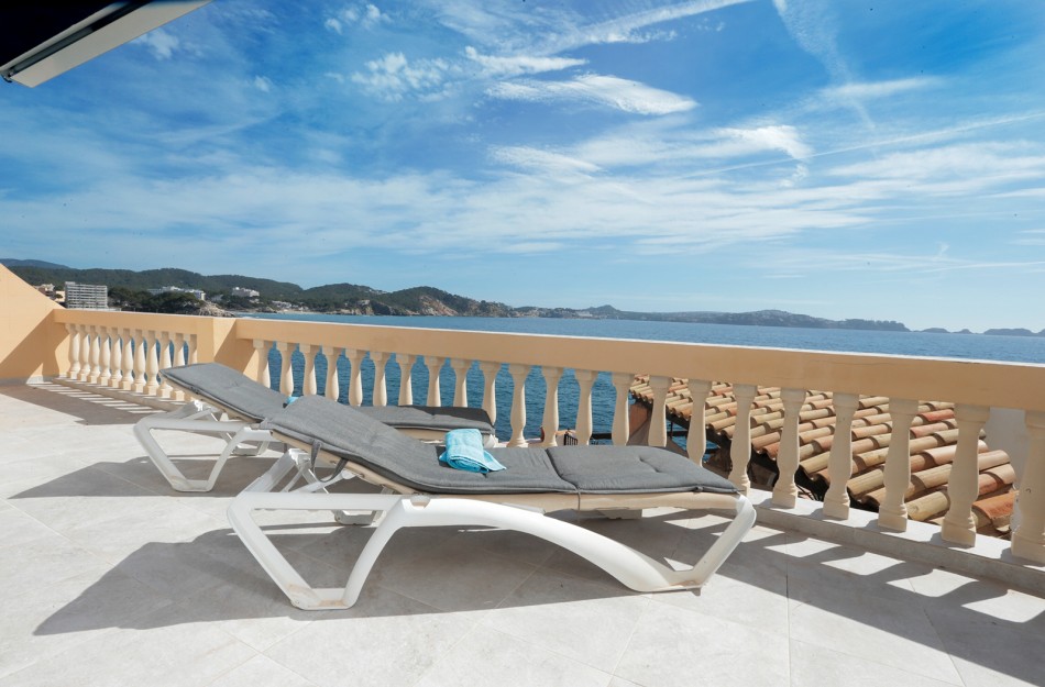 Sonnenbaden auf der Terrasse